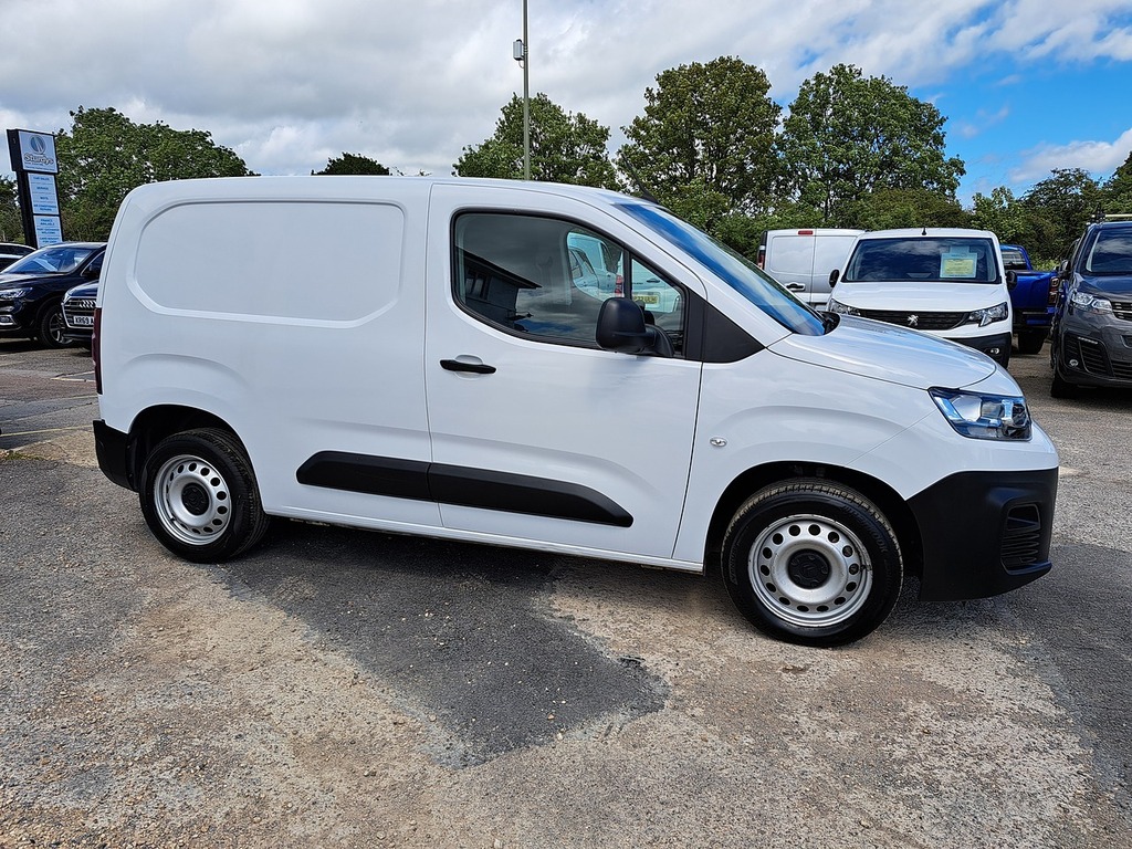 Citroen Berlingo Bluehdi 1000 Enterprise Edition M YH23WYV White #6