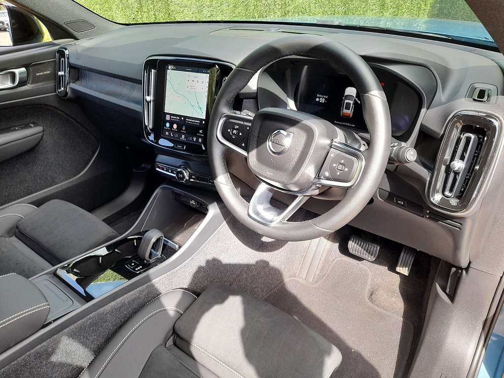 Volvo XC40 B4 Ultimate Dark Grey #10