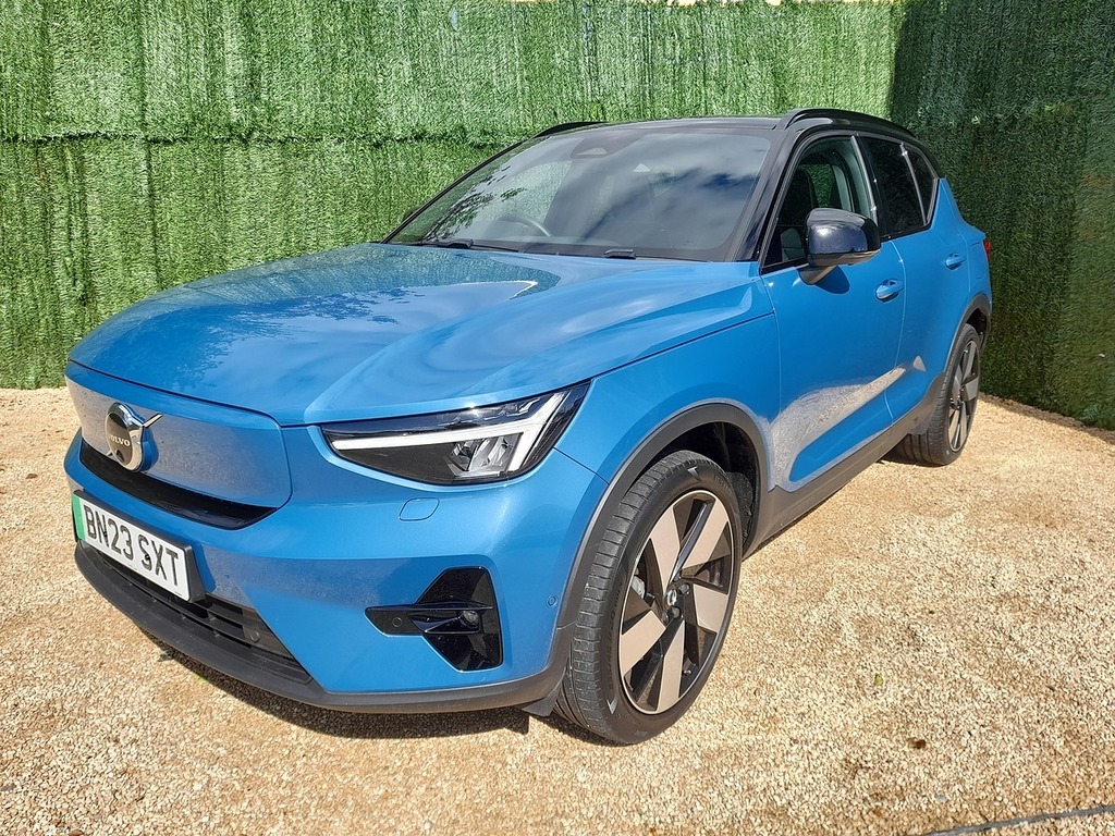 Volvo XC40 B4 Ultimate Dark Grey #3
