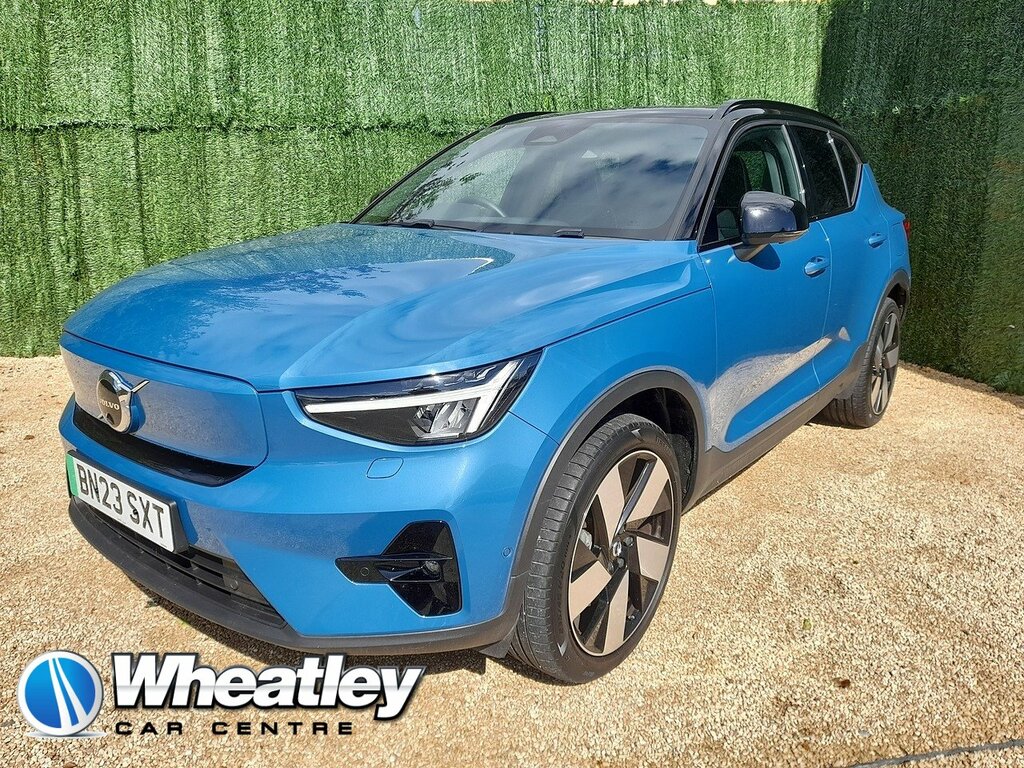 Volvo XC40 Ultimate Blue