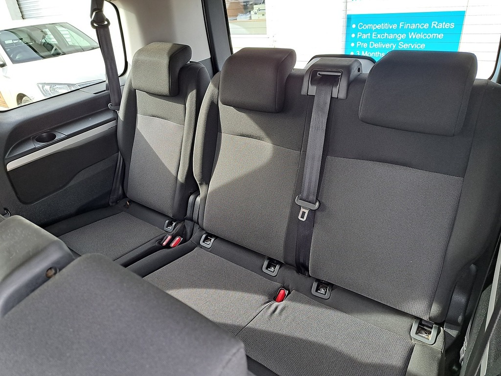 Toyota Proace Verso D-4d L2 Shuttle Black #28