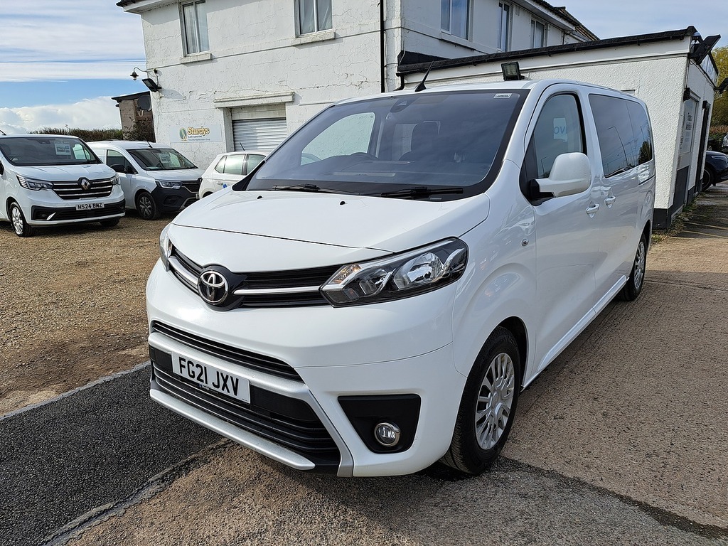 Toyota Proace Verso D-4d L2 Shuttle Black #19