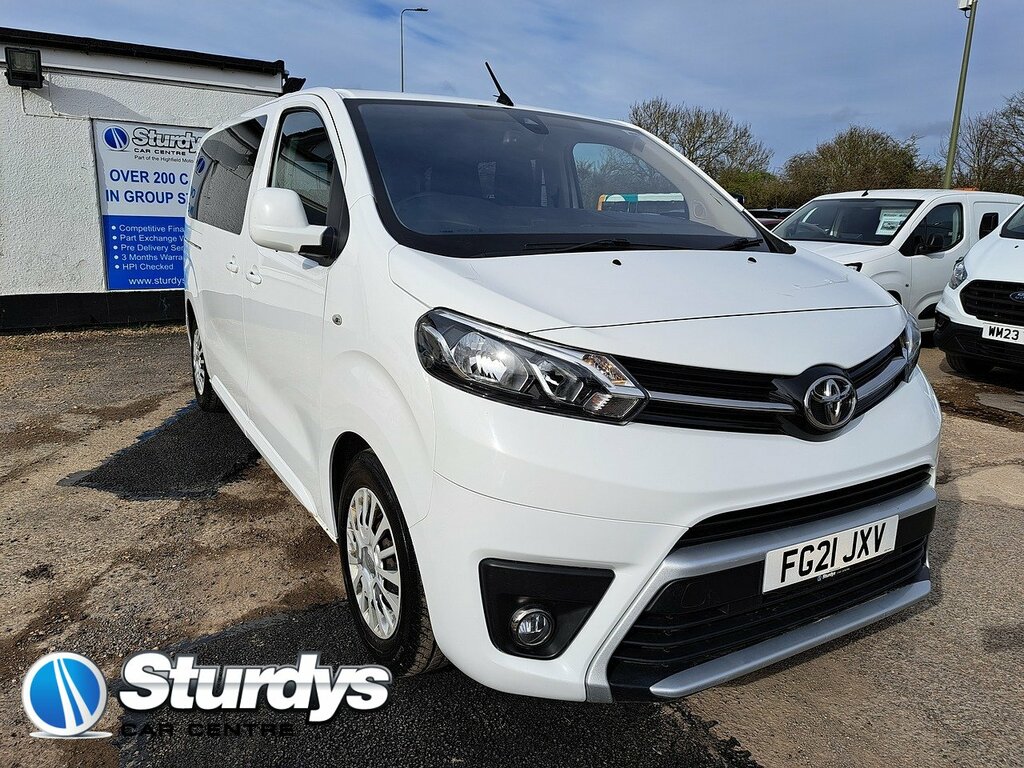 Toyota Proace Verso D Shuttle White