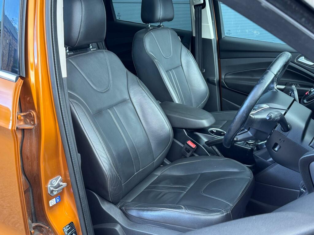 Ford Kuga Titanium X Orange #2