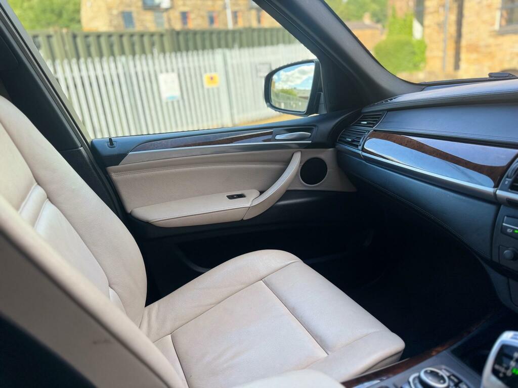 BMW X5 Xdrive30d Se Black #19