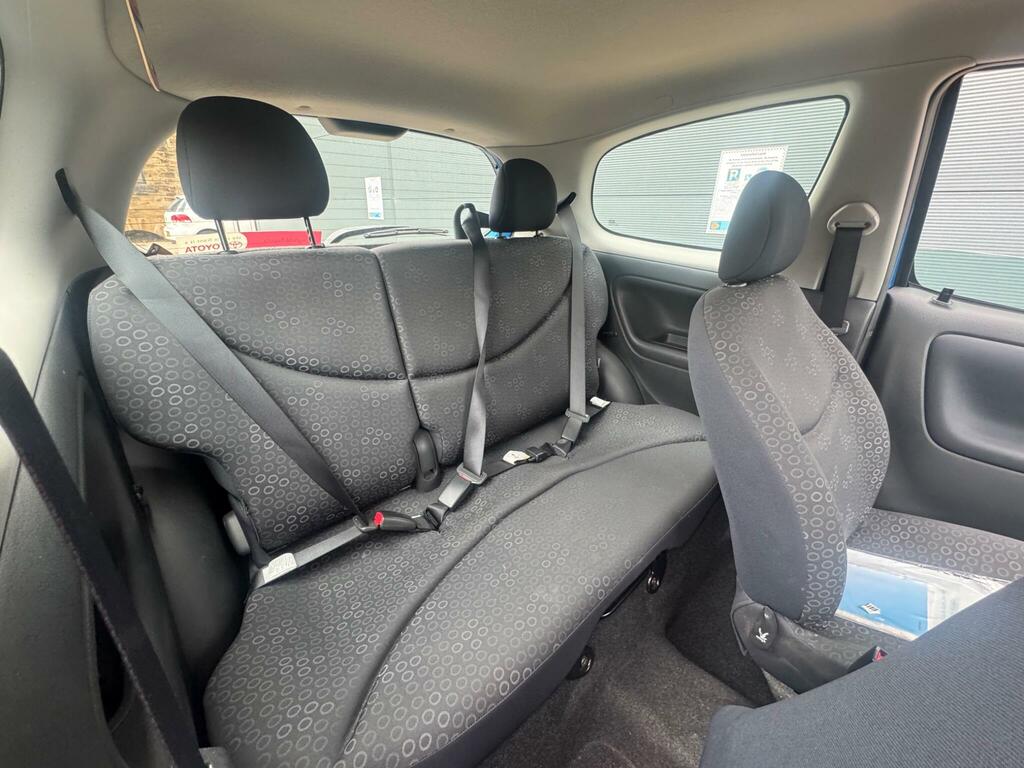 Toyota Yaris Hatchback  #12