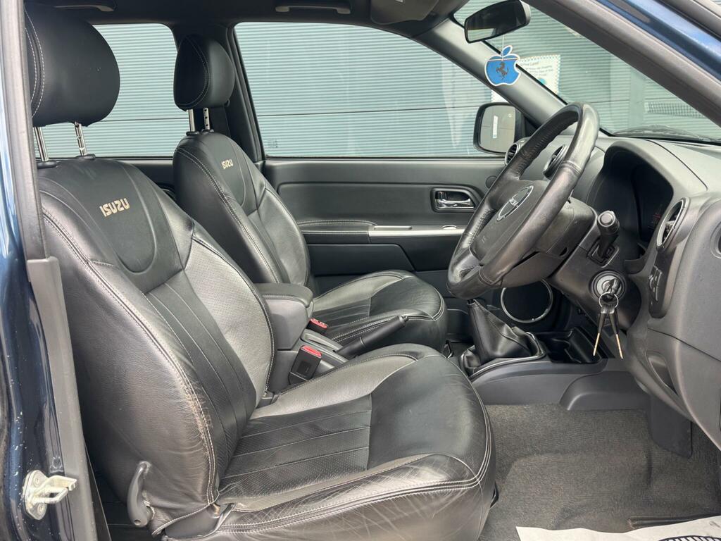 Isuzu Rodeo Denver Max Le Blue #3