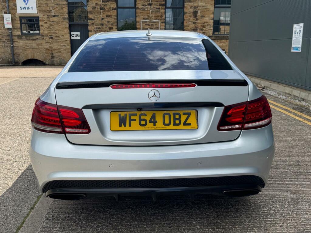 Mercedes-Benz E Class Red #12