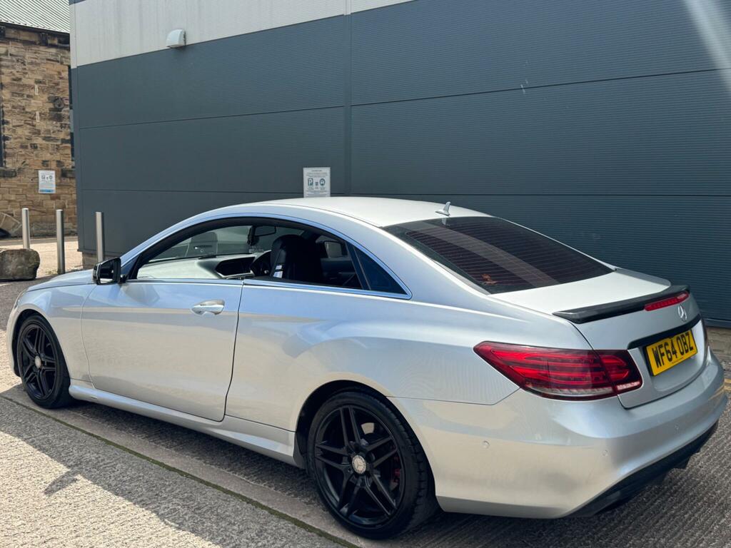 Mercedes-Benz E Class Red #13