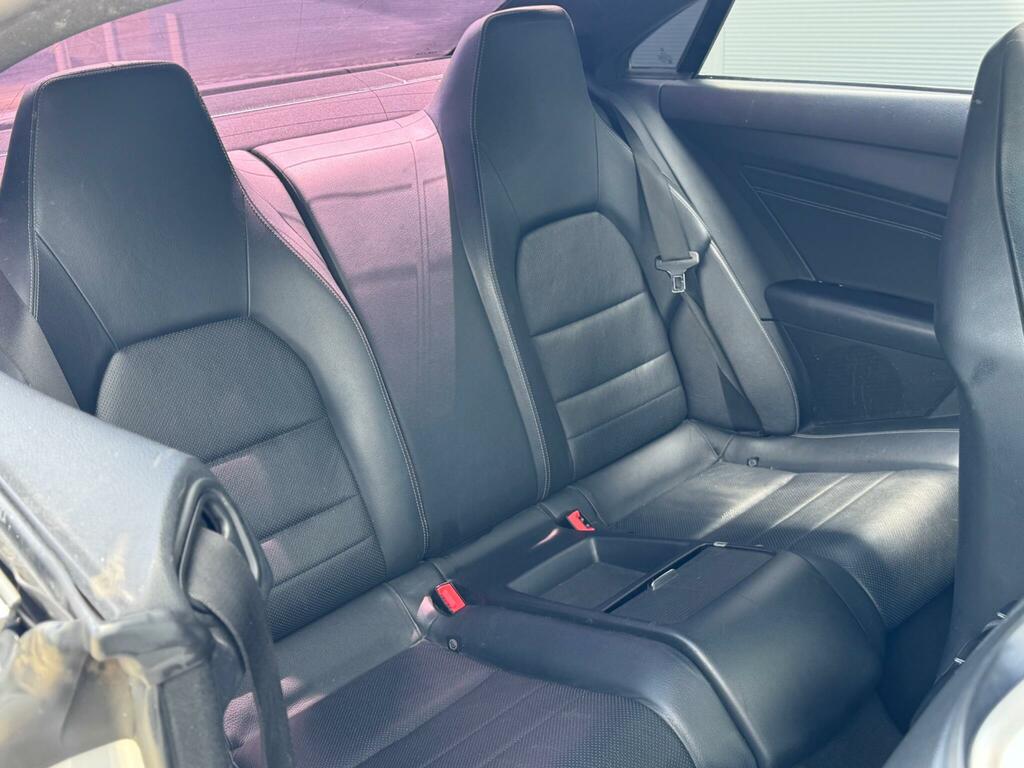 Mercedes-Benz E Class Red #38