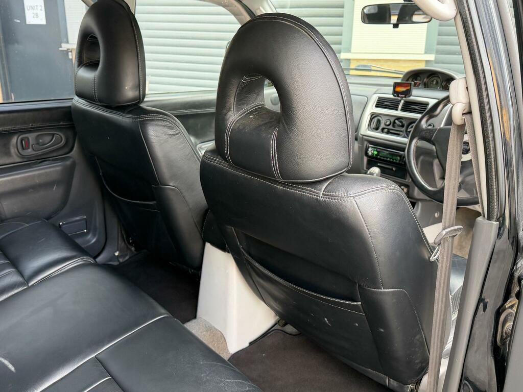 Mitsubishi Shogun Sport Equippe Black #21