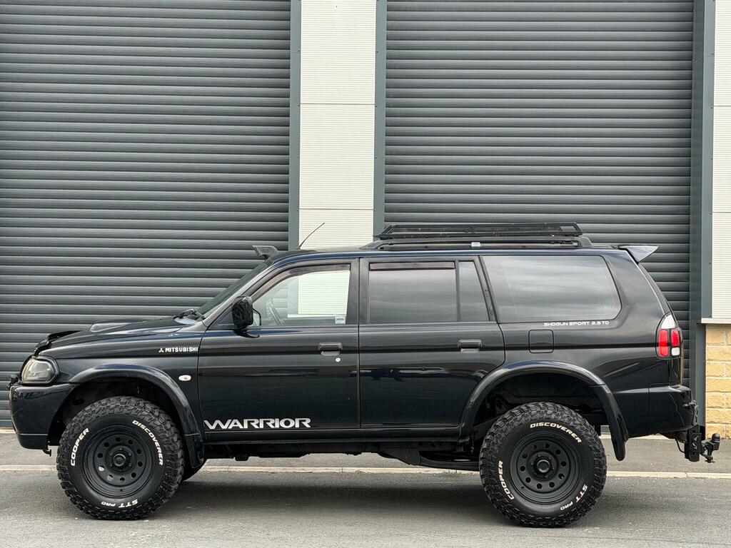 Mitsubishi Shogun Sport 2.5 Td Warrior Black #6