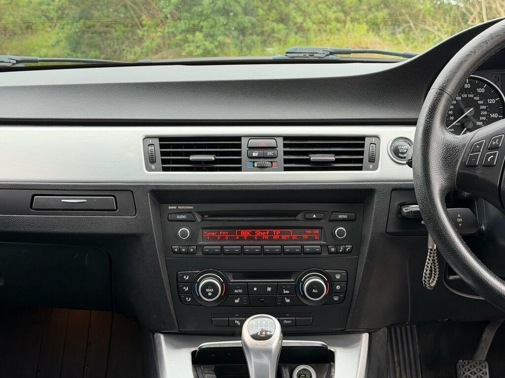 BMW 3 Series 320I Se Highline Black #18