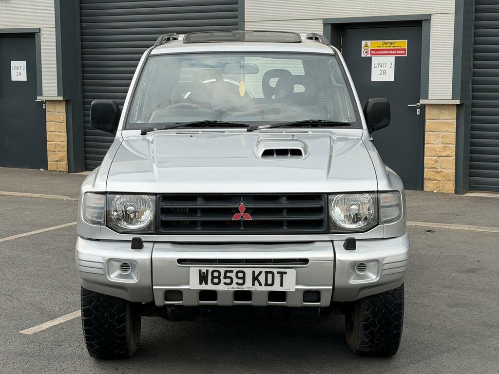 Mitsubishi Shogun Glx Silver #5