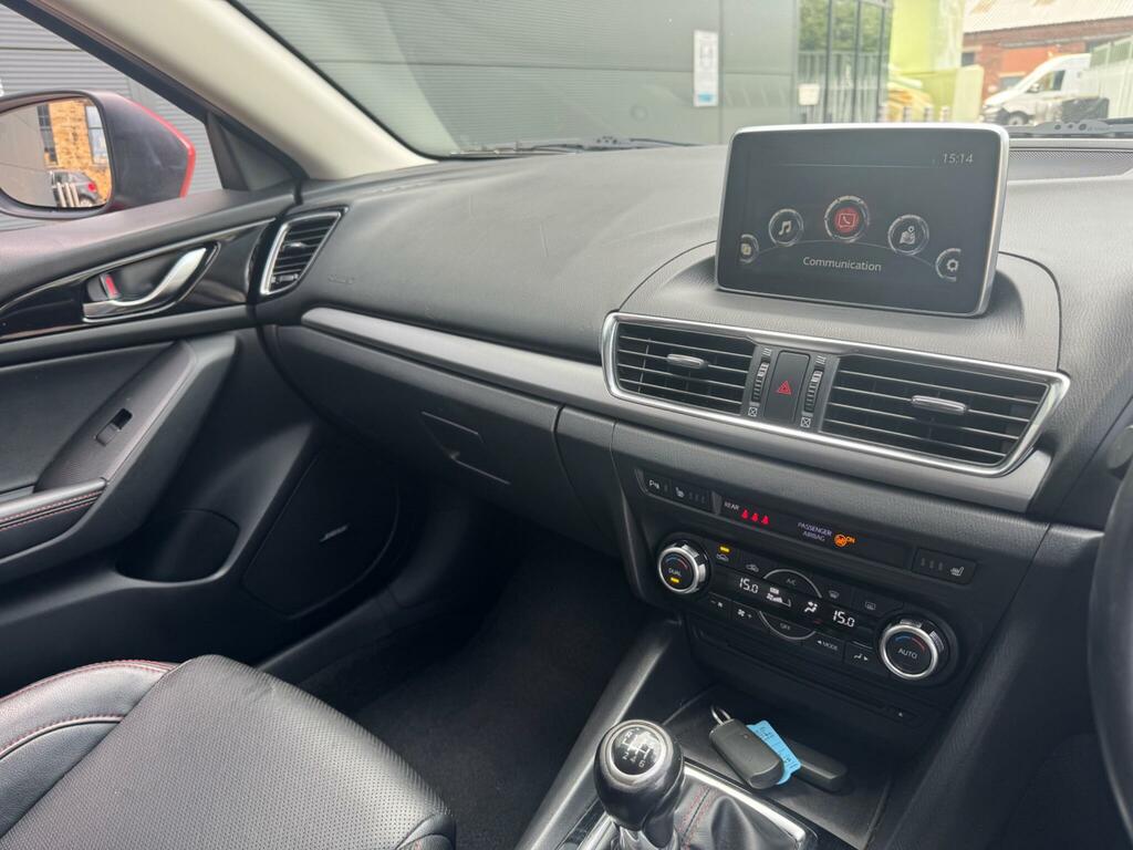 Mazda 3 2.0 Se White 1 Owner Low Tax Satnav Bluetoo White #18