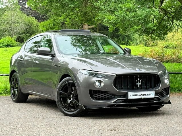 Maserati Levante 2017 3.0D V6 Black Pack Panoramic Roof Sat Nav 360 RK67VZU Grey #2