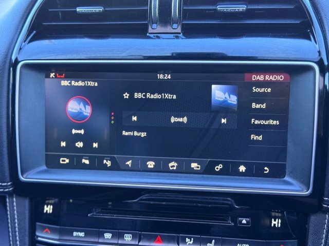 Jaguar F-Pace Suv 2.0 D180 R-sport Euro 6 Ss 20176 Black #21