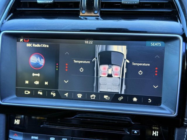 Jaguar F-Pace Suv 2.0 D180 R-sport Euro 6 Ss 20176 Black #24