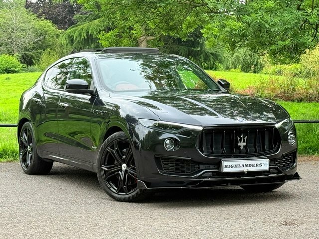 Maserati Levante 2020 3.0 V6 Granlusso Panoramic Hkardon Camera Tw Black #2