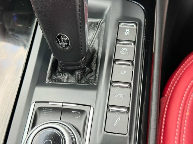 Maserati Levante V6 5dr Auto Blue #25