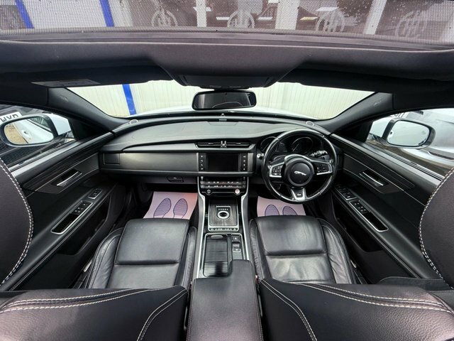 Jaguar XF 2016 3.0D V6 S Black Pack Sunroof Meridian Sat Nav White #4
