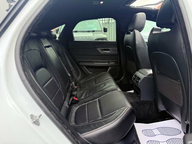 Jaguar XF 2016 3.0D V6 S Black Pack Sunroof Meridian Sat Nav White #6