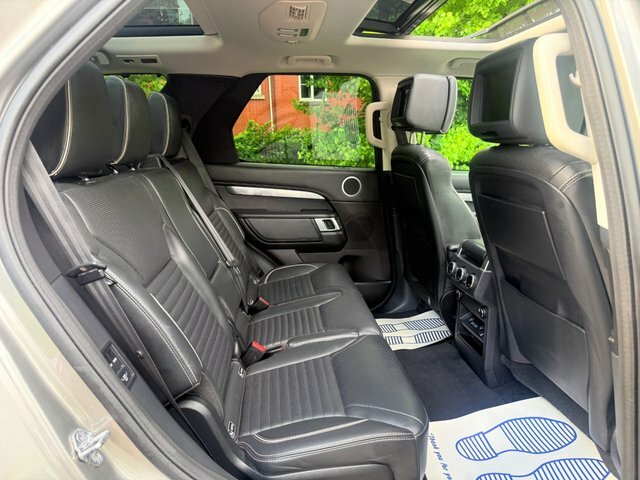 Land Rover Discovery 2017 3.0 Td V6 First Edition Open Pan Roof Rear En Silver #6