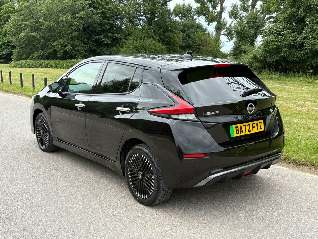 Nissan Leaf 59Kwh E Tekna Hatchback 217 Ps Black #6