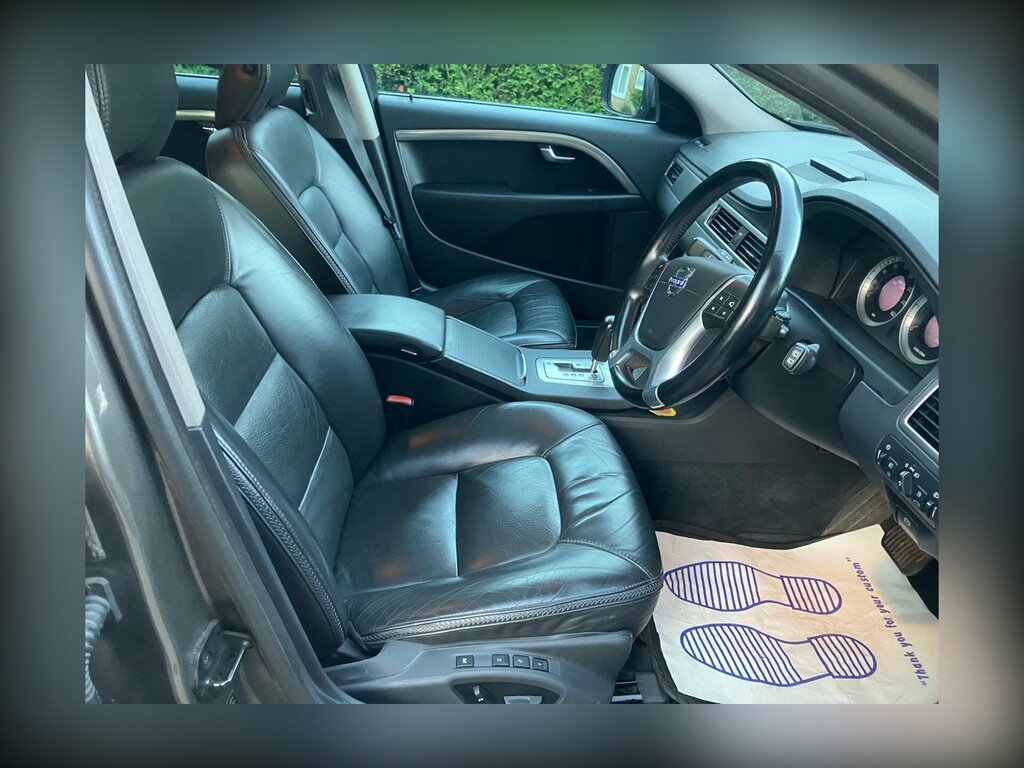 Volvo XC70 2.4 D5 Se Grey #16