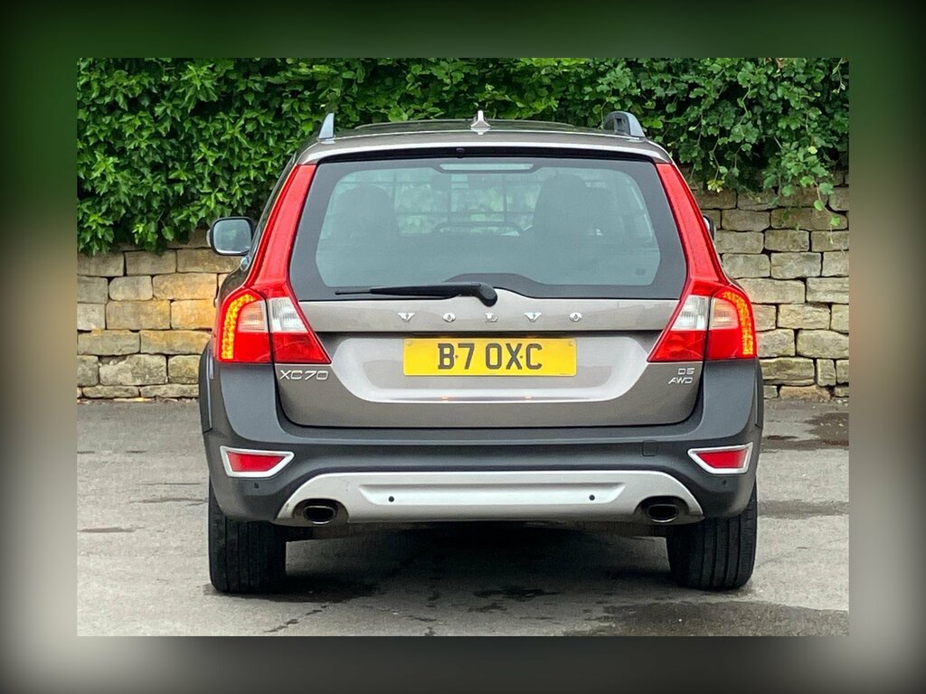 Volvo XC70 2.4 D5 Se Grey #9