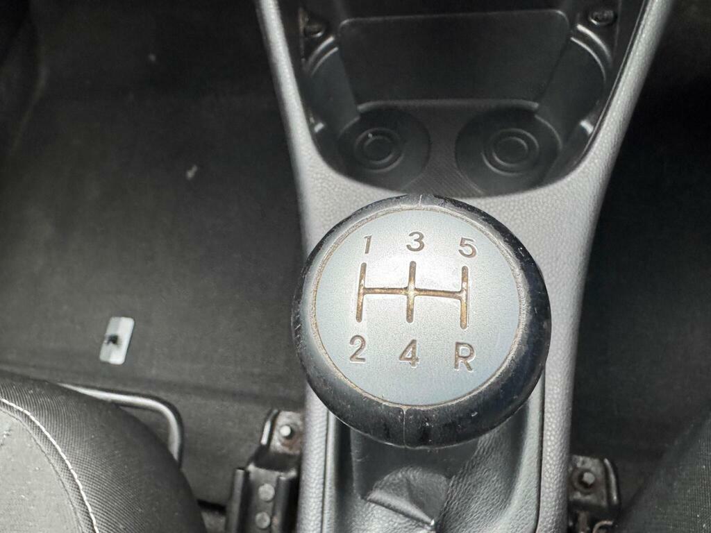 Kia Picanto 1.0 1  #8