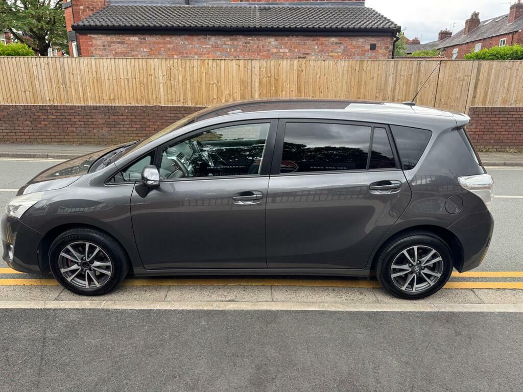 Toyota Verso 1.6 V-matic Icon Euro 5 Grey #3