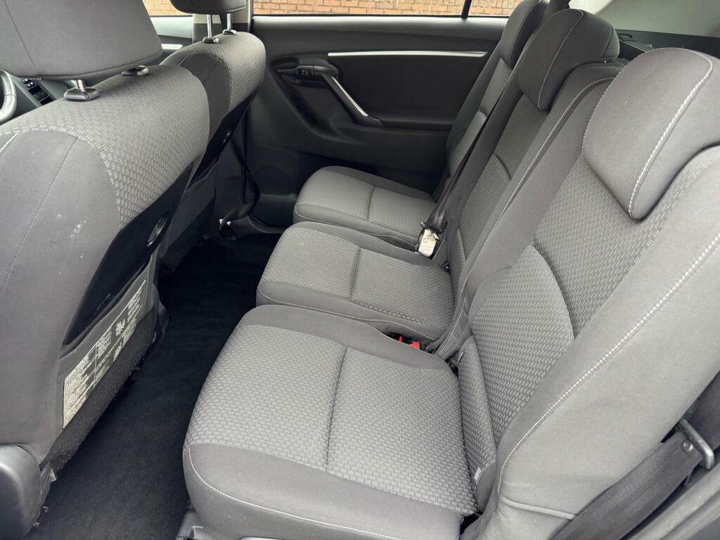 Toyota Verso Verso Icon D-4d Grey #11