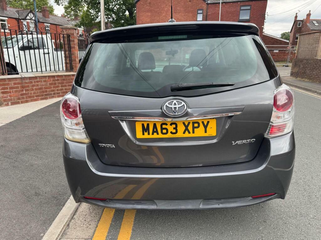 Toyota Verso 1.6 V-matic Icon Euro 5 Grey #4