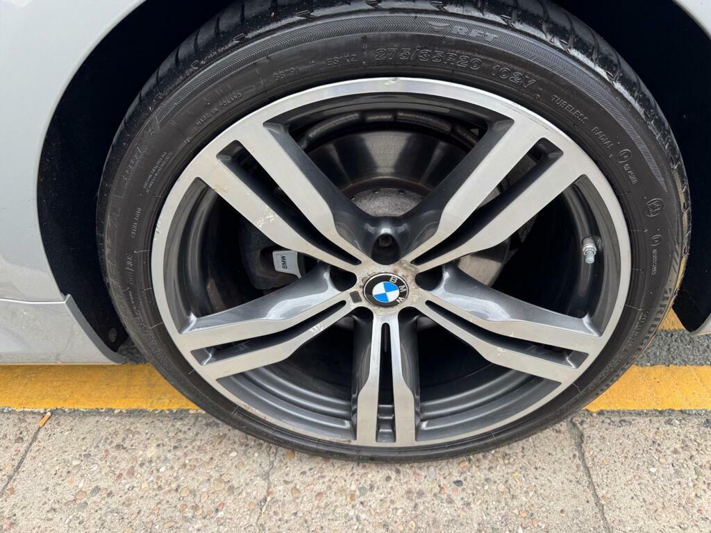 BMW 7 Series 730D M Sport White #22