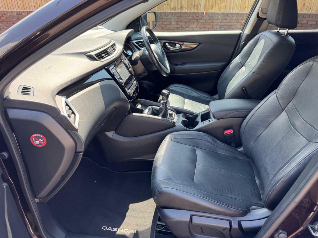 Nissan Qashqai 1.2 Tekna Dig-t Grey #24