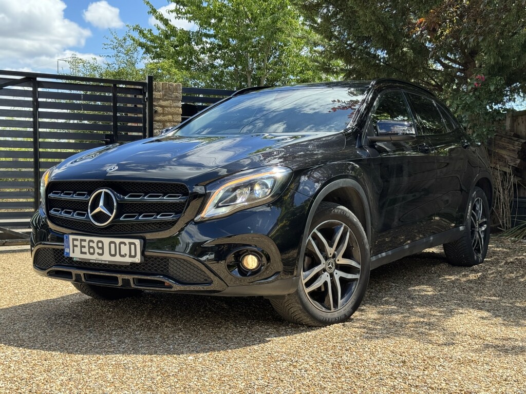 Mercedes-Benz GLA Class 1.6 Gla180 Urban Edition Black #4