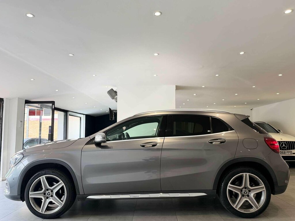 Mercedes-Benz GLA Class 1.6 Gla 180 Amg Line Edition M155HKP Grey #5