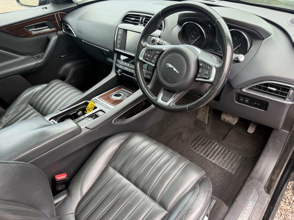 Jaguar F-Pace 2.0 D180 Portfolio Awd Euro 6 Ss Black #2