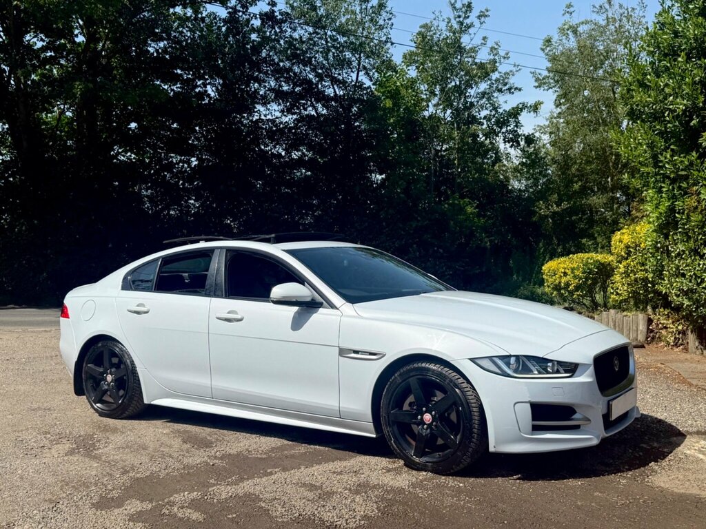 Jaguar XE 2.0 Gtdi R-sport Euro 6 Ss White #4