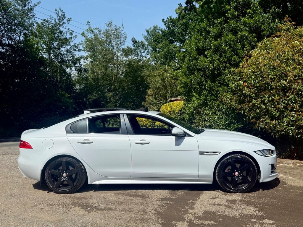 Jaguar XE 2.0 Gtdi R-sport Euro 6 Ss White #6