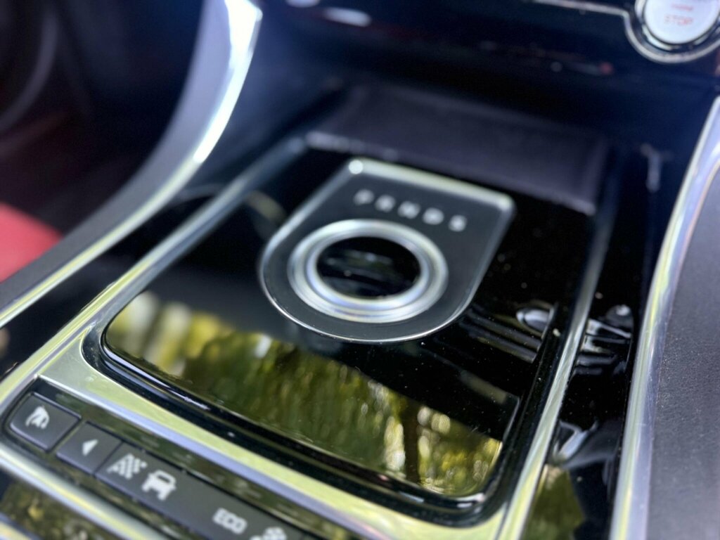 Jaguar XE Prestige Grey #44