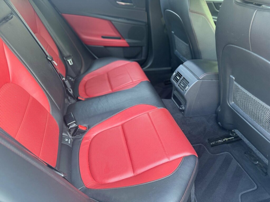 Jaguar XE Prestige Grey #57