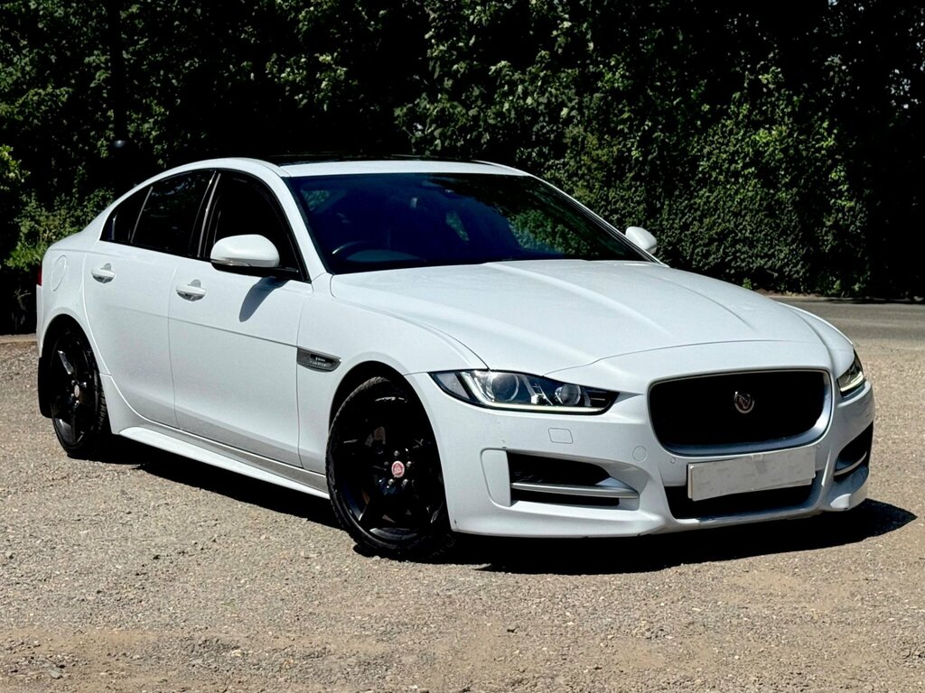 Jaguar XE 2.0 Gtdi R-sport Euro 6 Ss White #4