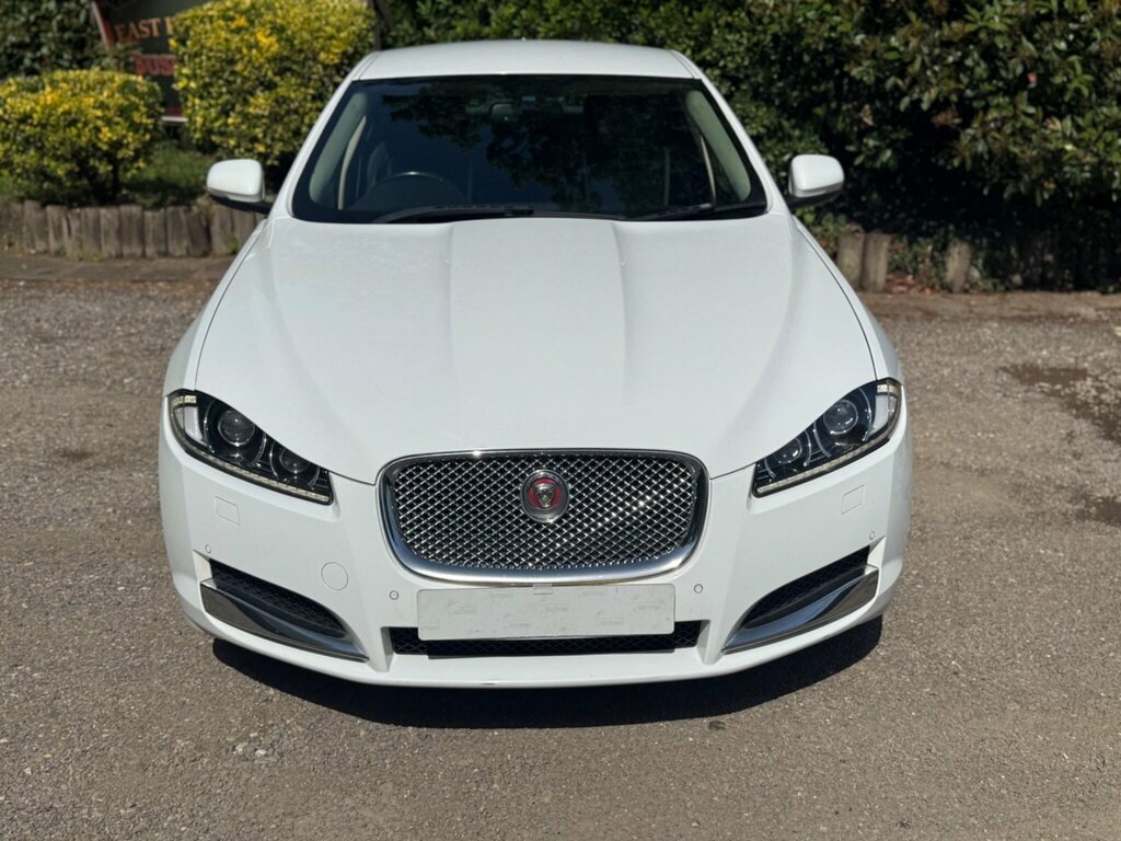 Jaguar XF 2.2D 163 Portfolio Blue #18
