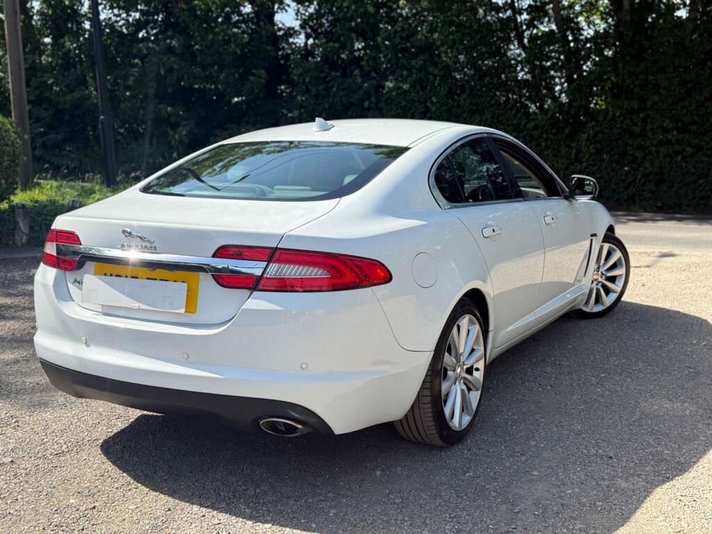 Jaguar XF 2.2D 163 Portfolio Blue #7
