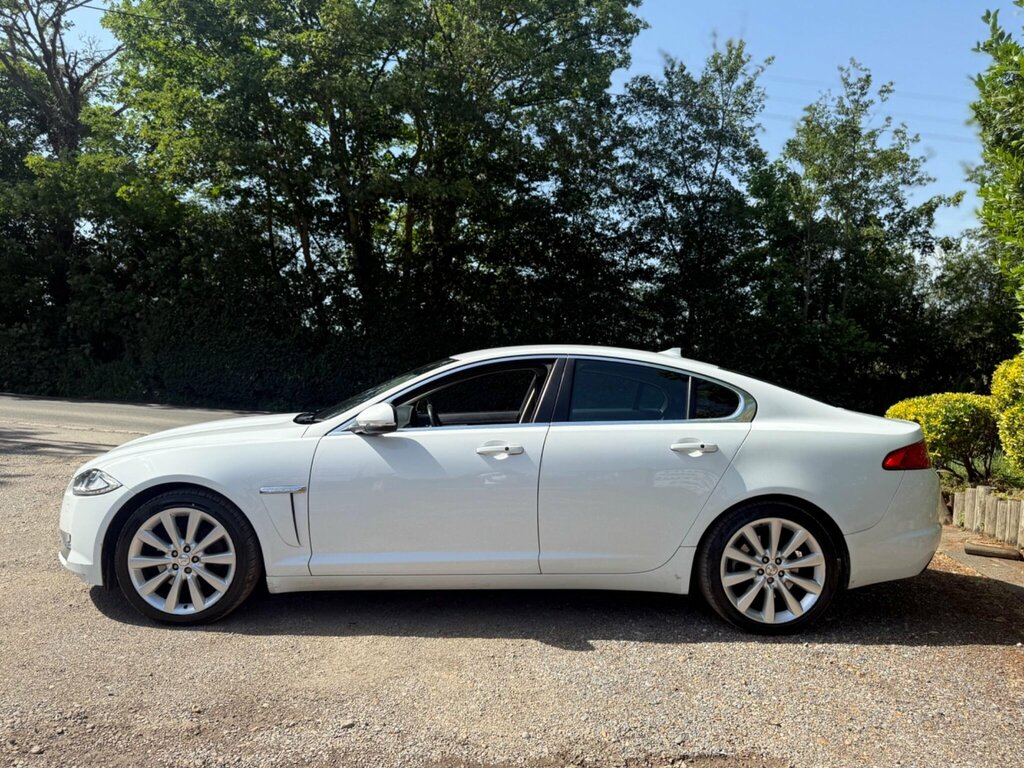 Jaguar XF 2.2D 163 Portfolio Blue #14