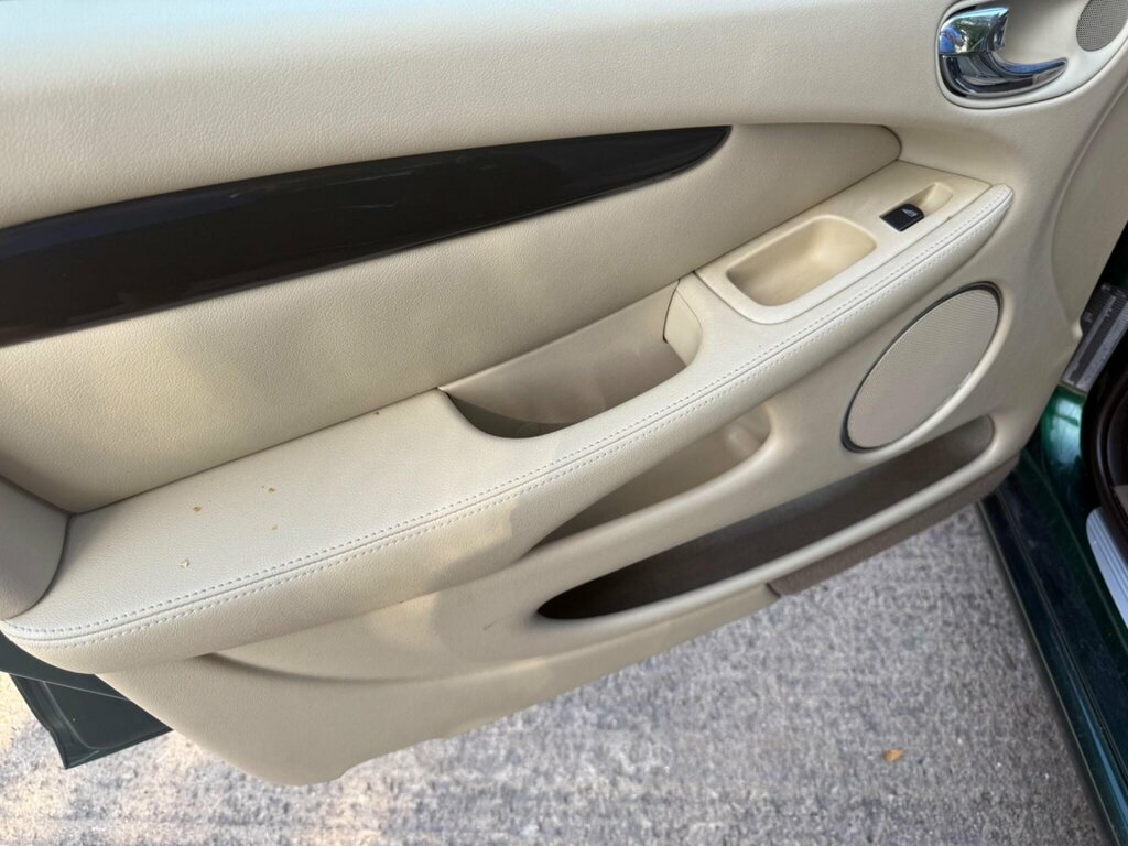 Jaguar X-Type 2.2D Sovereign Black #57