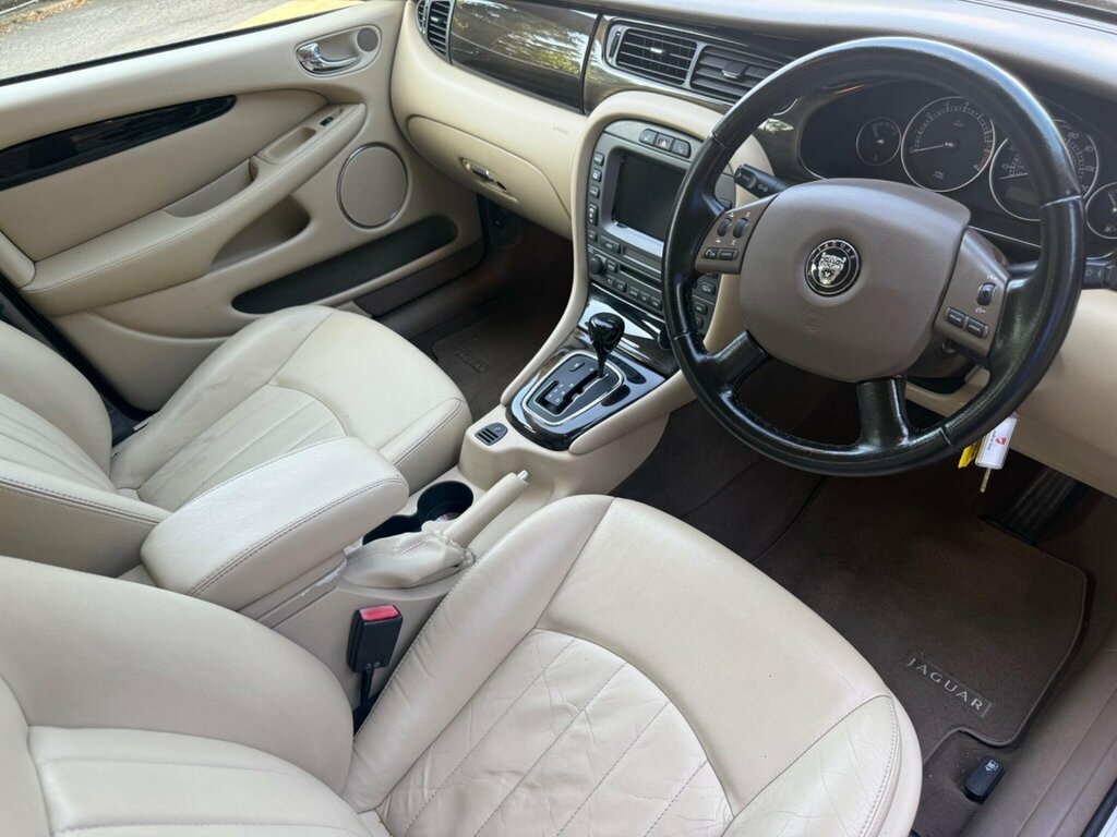 Jaguar X-Type 2.2D Sovereign Black #22