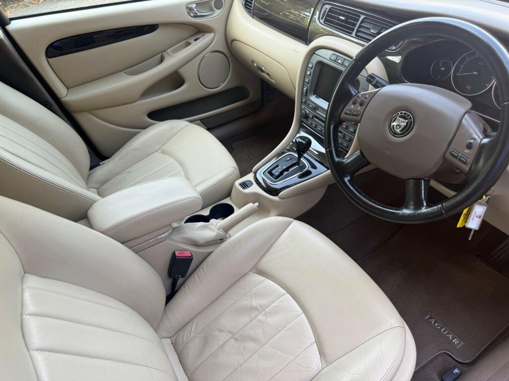 Jaguar X-Type 2.2D Sovereign Black #23
